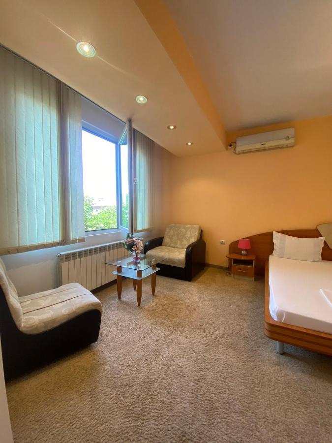 Hotel Tedi Asenovgrad Extérieur photo