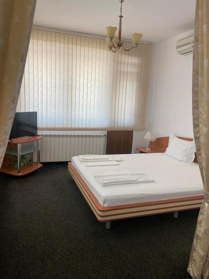 Hotel Tedi Asenovgrad Extérieur photo